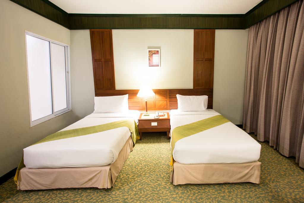 At Ayutthaya Hotel Exteriér fotografie